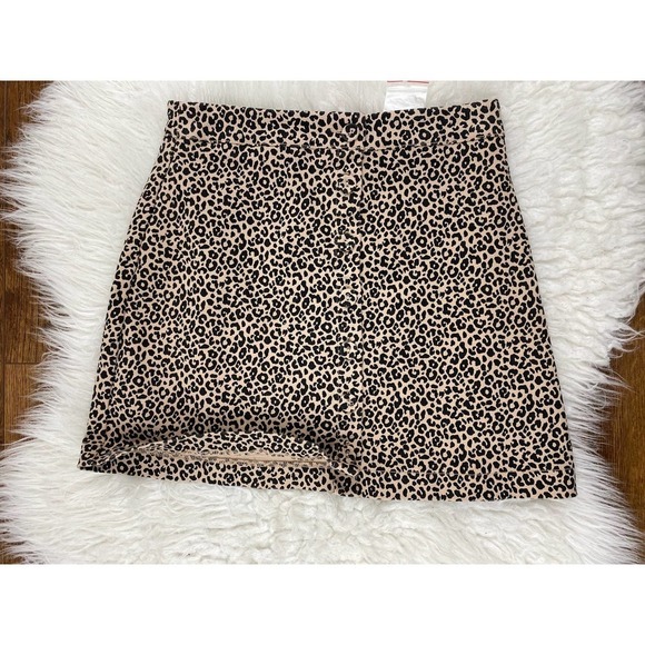 NWOT Forever 21 Size S Tan Black Animal Print Button Up A-Line Skirt - Picture 1 of 6